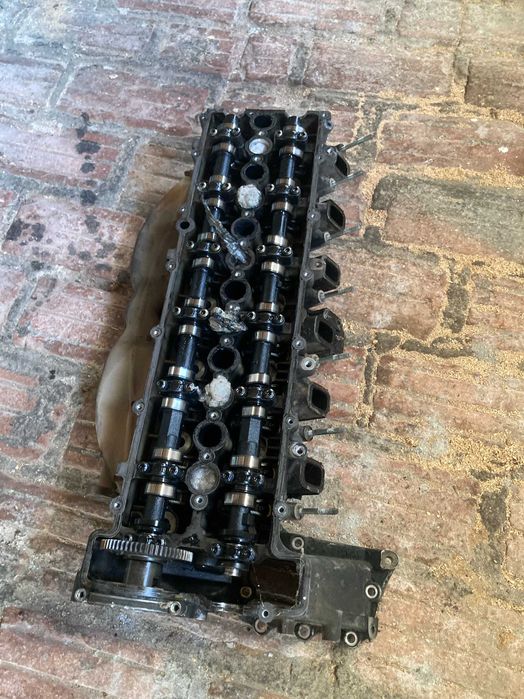 Цилиндрова глава бмв м57 218кс е60 х5 bmw m57