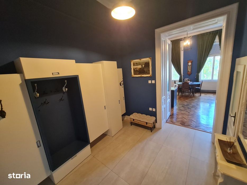 Inchiriez Ap. 3 Camere 2bai Ultracentral Bulevard Piata Mica Deosebit!