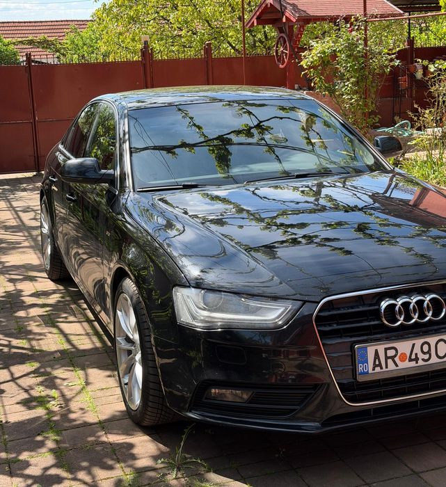 Audi A4 B8 facelift (S-line)