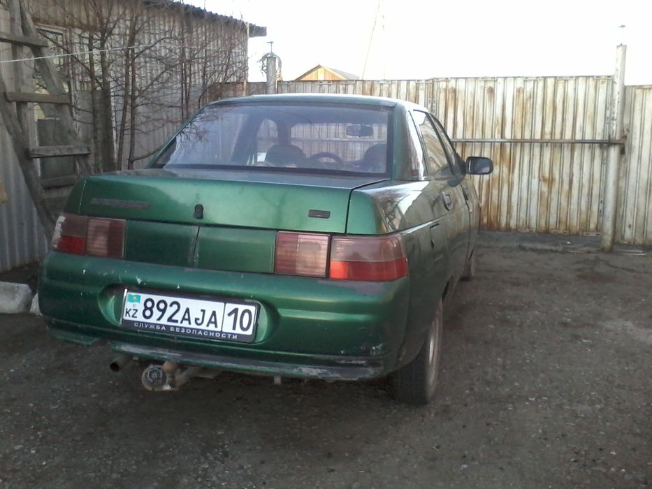 Автомобиль ваз 2110