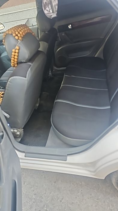 Chevrolet lasetti sotiladi