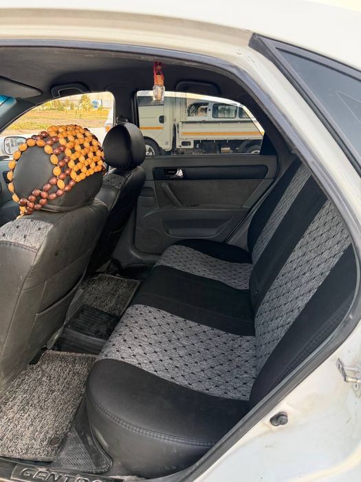 Lacetti 2010 avtomat sotladi