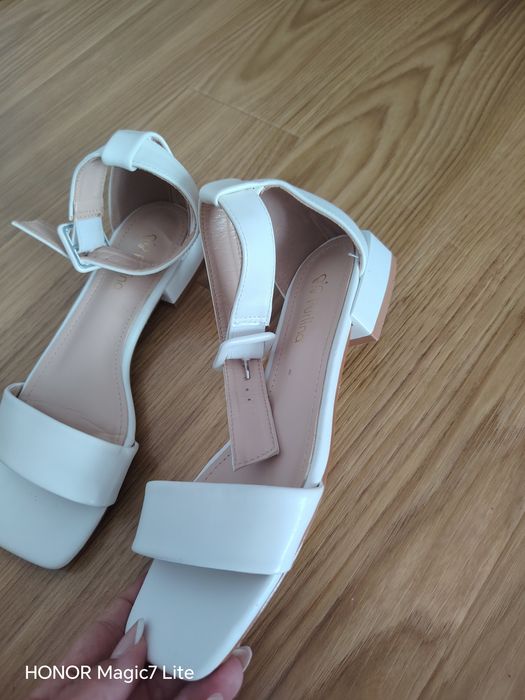 Sandale vara marime 36 noi