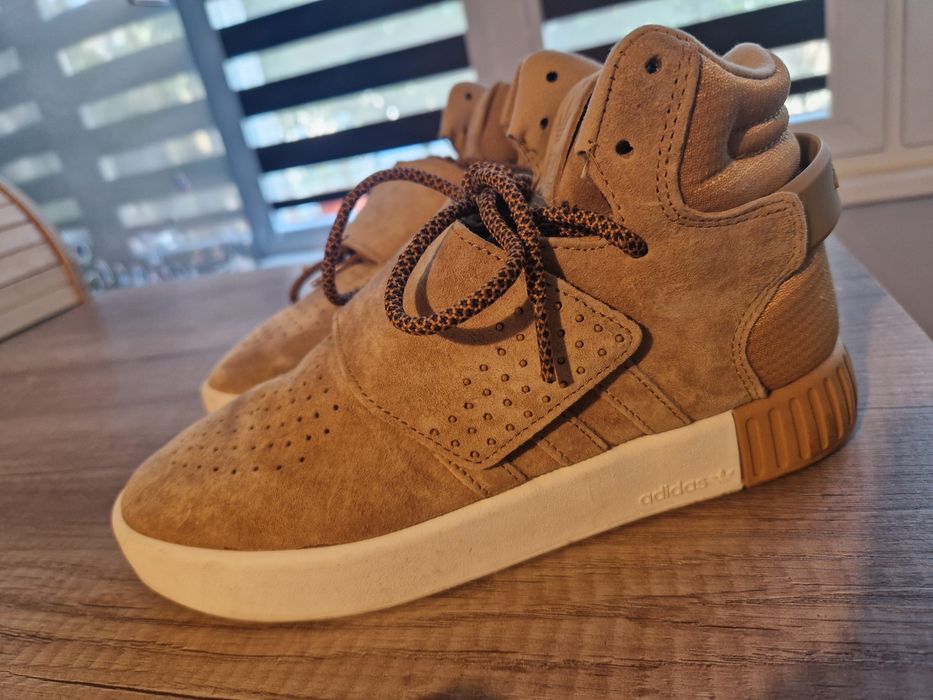 Маратонки Adidas