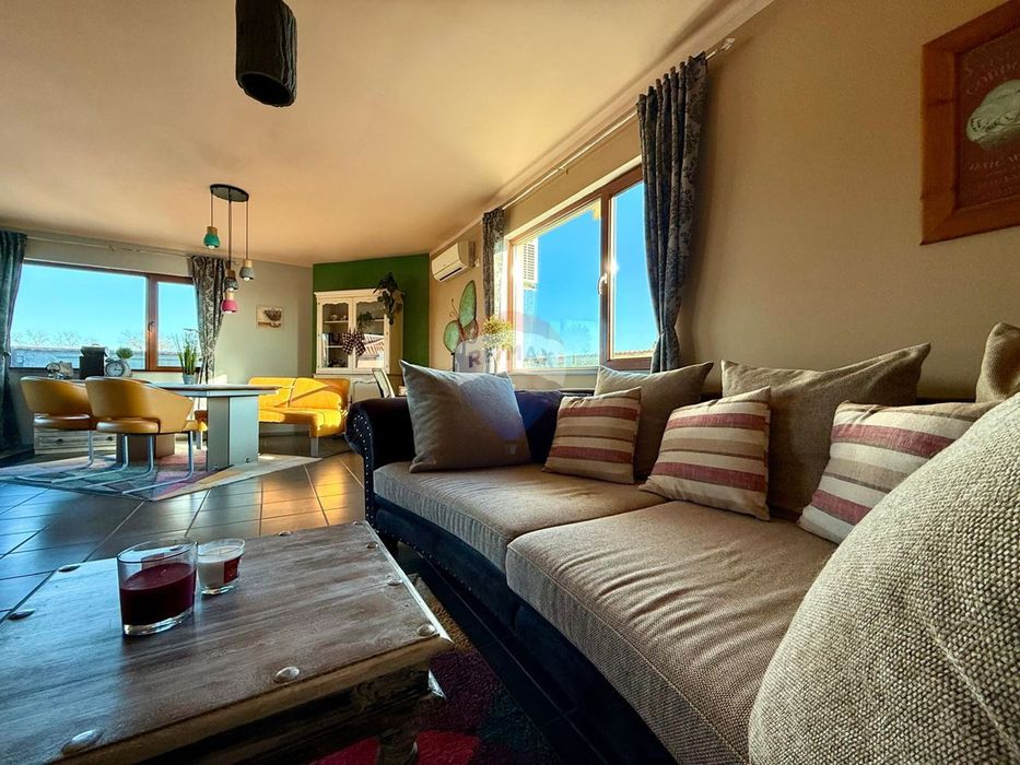 Самостоятелна къща с три спални, двор и камина за продажба, Балчик, Я