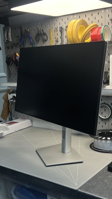 Продам монитор DELL U2723QE (UltraSharp)