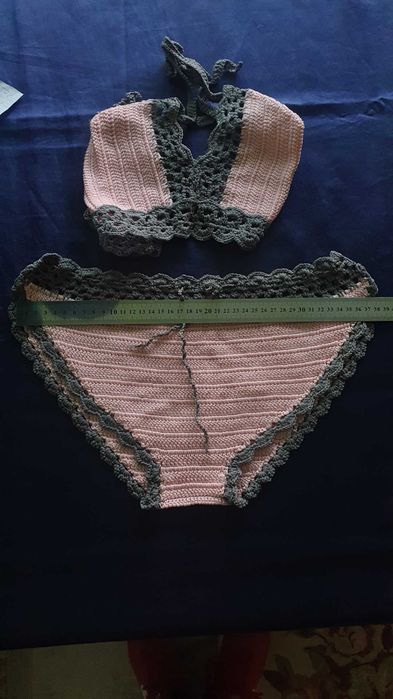 Ръчно плетени дамски бански костюми и бюстиета