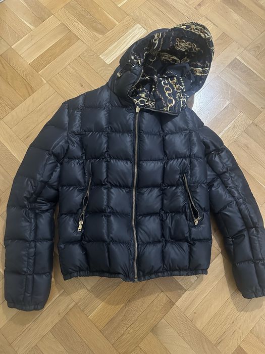 Оригинално яке на Versace Jeans