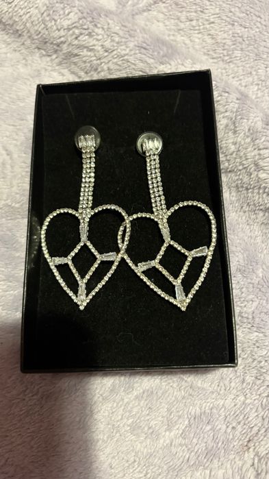 Обеци на марката Jolie Marchee