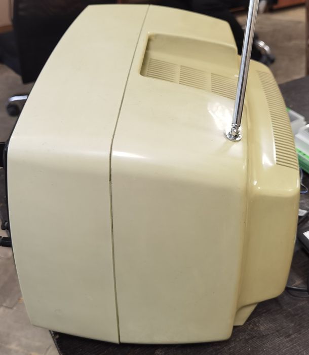 Телевизор антика Palladium 764/086