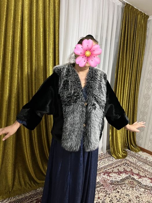 Продам осениии пальто