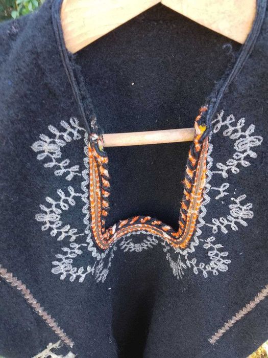 Автентичен сукман от ихтиманска носия