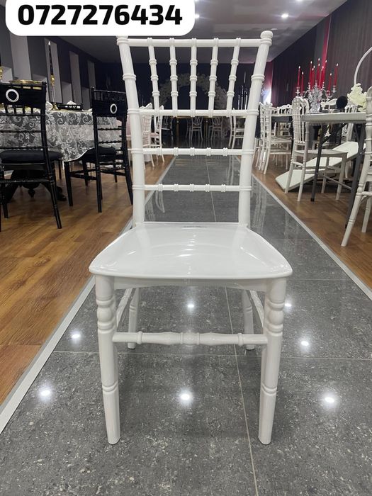 Scaune CHIAVARI 41 LEI+tva