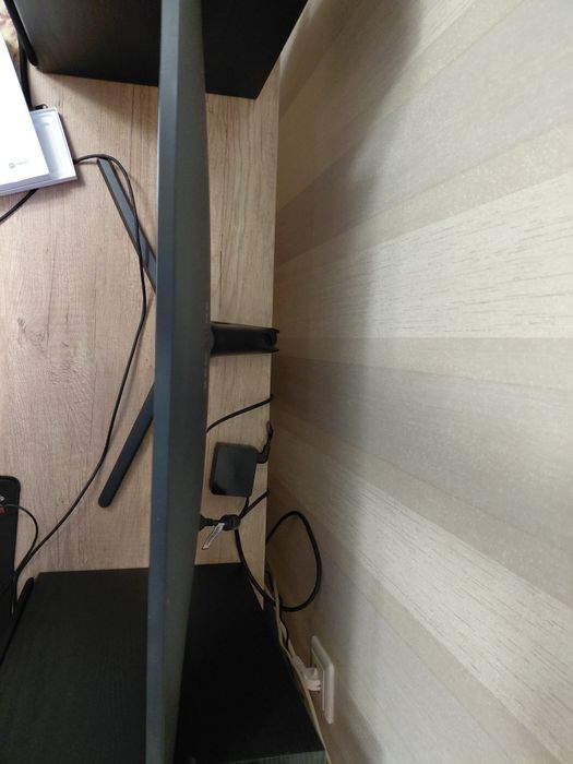 Монитор Samsung 27 дюймов