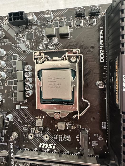 Kit procesor I5 9600k 3.7 GHZ