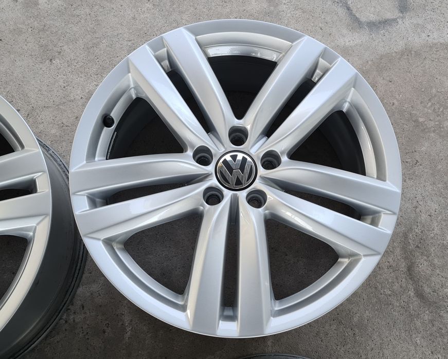 Оригинални джанти Фолксваген Kansas VW  3AA601025H
8Jx18 ET44 ц.о. 57.1
