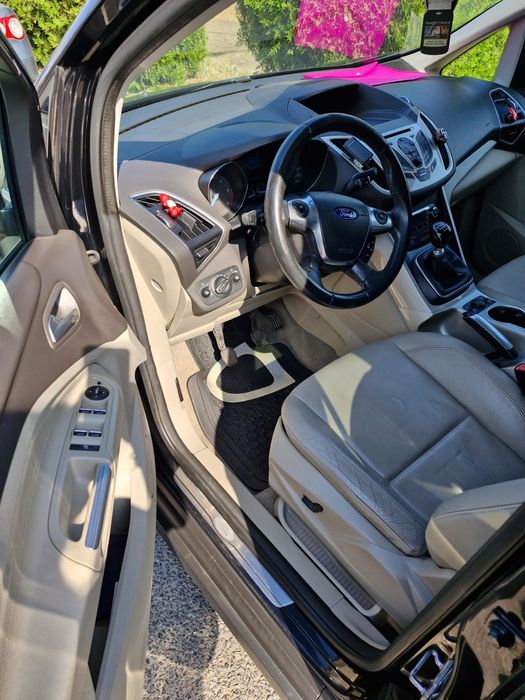 Ford C-Max an fabricație 2011