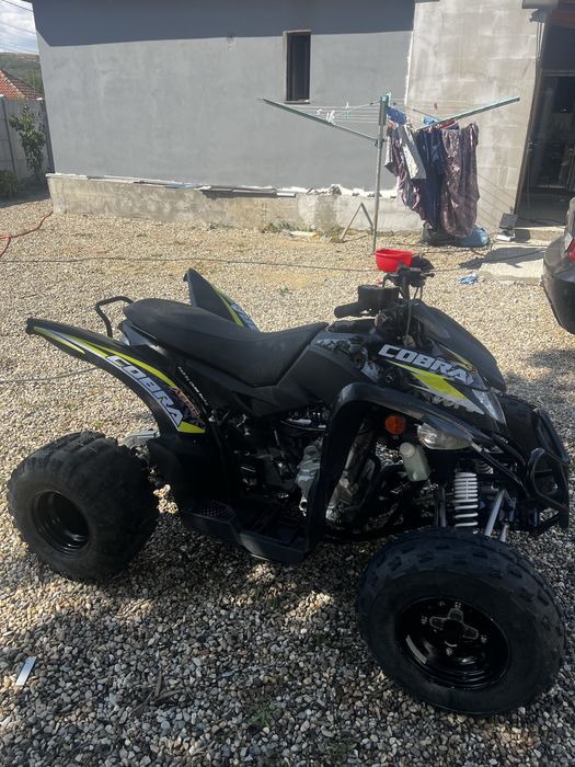 Vand doua quad supermoto 400cc modificate de teren