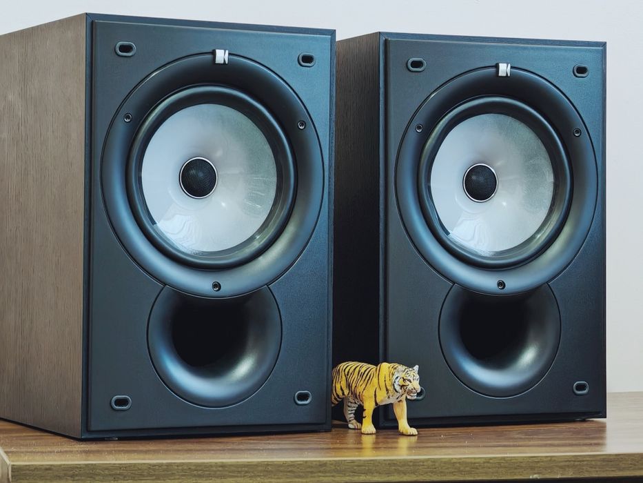 Kef Uni-Q15. Boxe rare, audiofile. Sunet de vis. Ca noi. Preț fix !