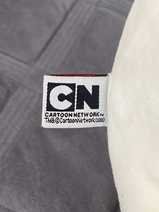 каждая  по 2000тг