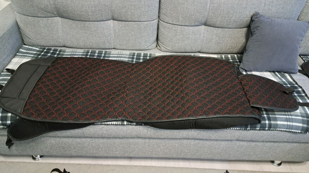 Универсальные чехлы на машину