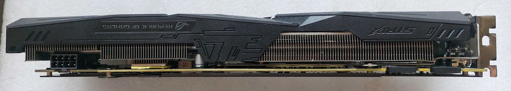 Placa video ASUS GeForce GTX 1070 ROG STRIX GAMING O8G 8GB GDDR5 256-bit
