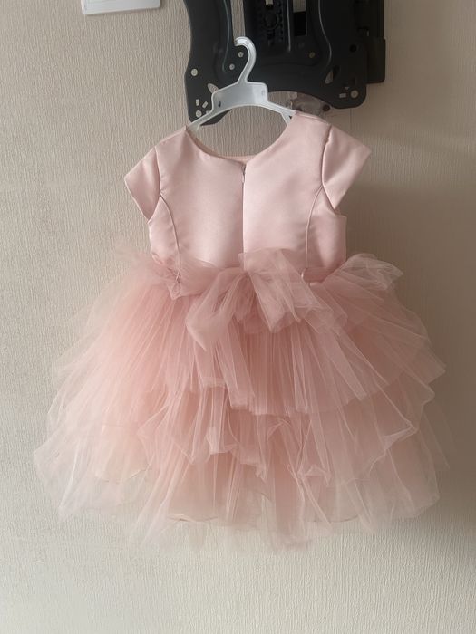 Нарядное платье для девочек