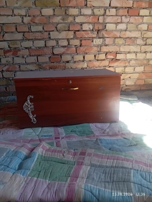 Сундук отдам просто так