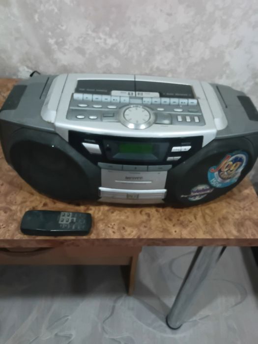 Продам магнитофон самсунг