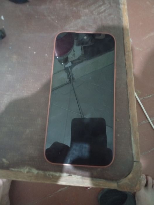 Продам iPhone 17 pro max android в хорошем состоянии