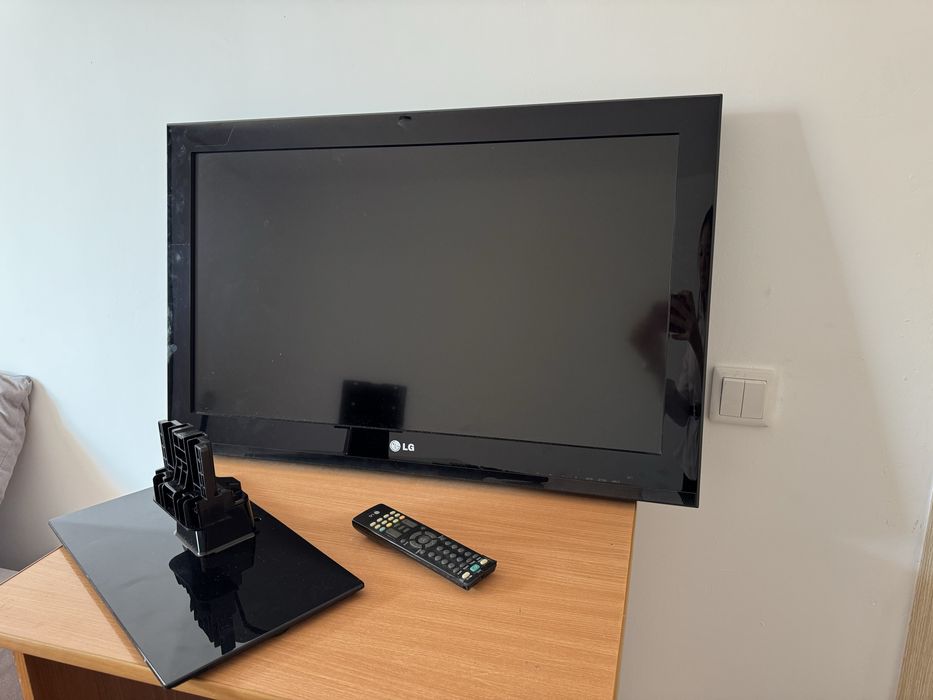Телевизор LG 32CS560, 32” (81 см)