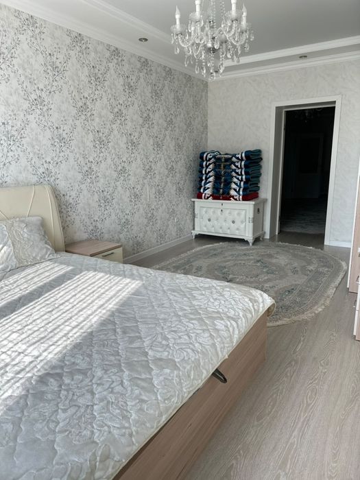 Продам 3 ком квартиру на Батыс-2