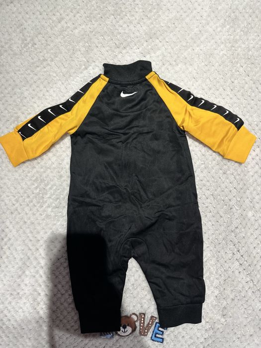 Бебшки дрехи за момченце