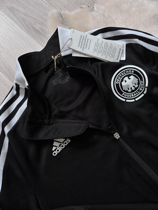 Trening adidas marimea S