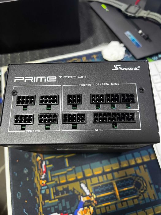 Sursa Seasonic PRIME Ultra 650W Titanium – full modulara