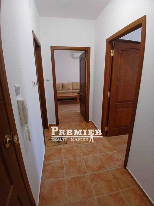 Продава се Двустаен апартамент в к.к. Слънчев бряг - 66 кв.м за 1273 €/кв.м - Снимка #1