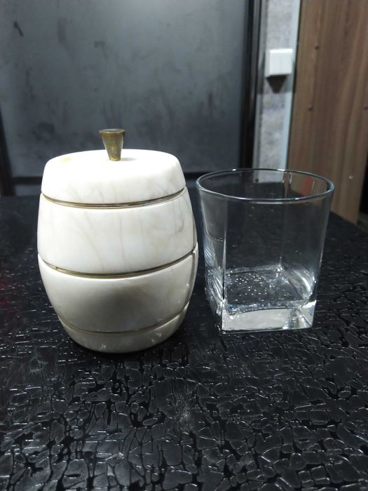 Каменная шкатулка СССР