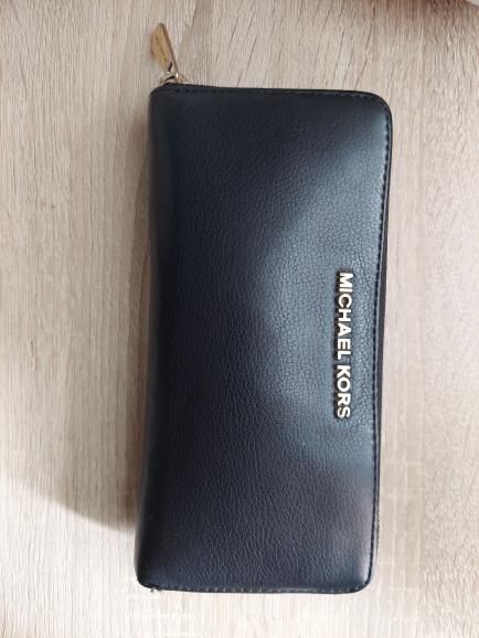 Дамски портфейли Guess,Moschino,Valentino,Furla,MK