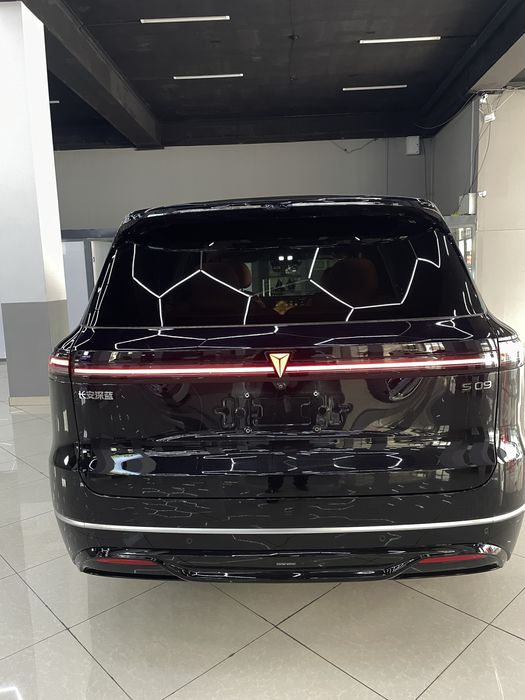 Deepal S09 Ultra AWD Gibrid