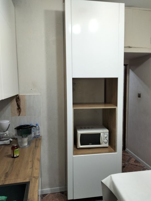 Мебель кухонные .