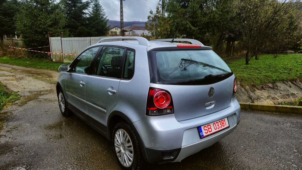 Volkswagen polo CROSS