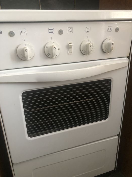 Продам электроплиту Мечта