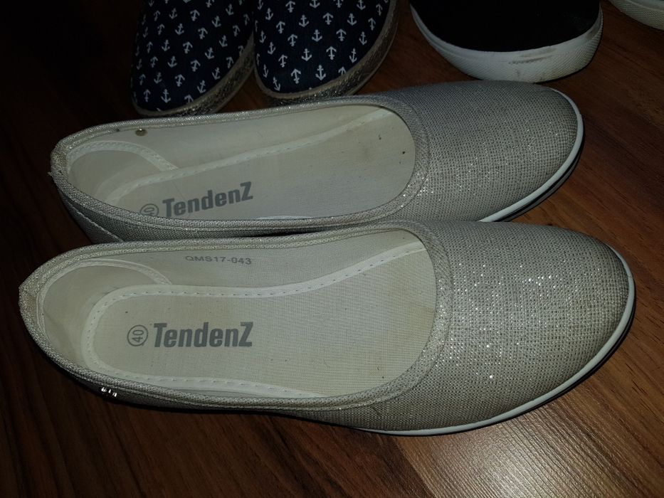 3 чифта обувки за 20лв.