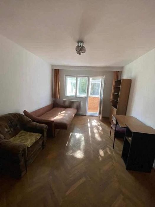Apartament 2 camere decomandat