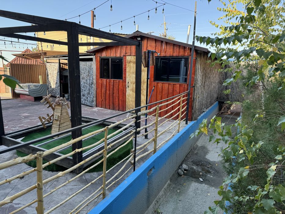 Коттедж ( дом ) с бассейном