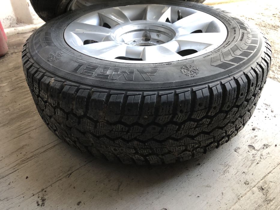 Диски с резиной на бмв bmw 83 стиль