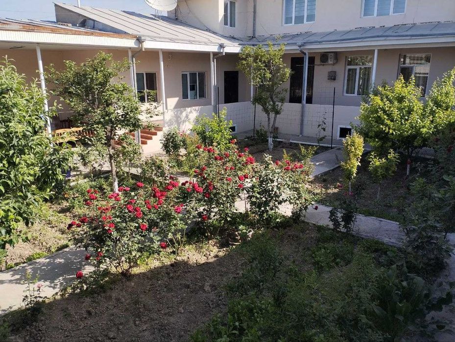 Сиз излаяткан ажоиб хонадон!!