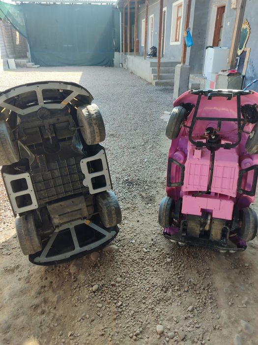 Bolalar mashinachasi srochna sotiladi balonlari yaxshi xolati oʻrta