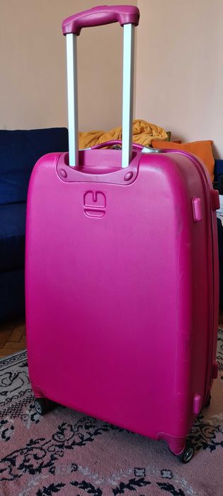 Твърд ABS куфар 76 см. с четири колелца Gabol