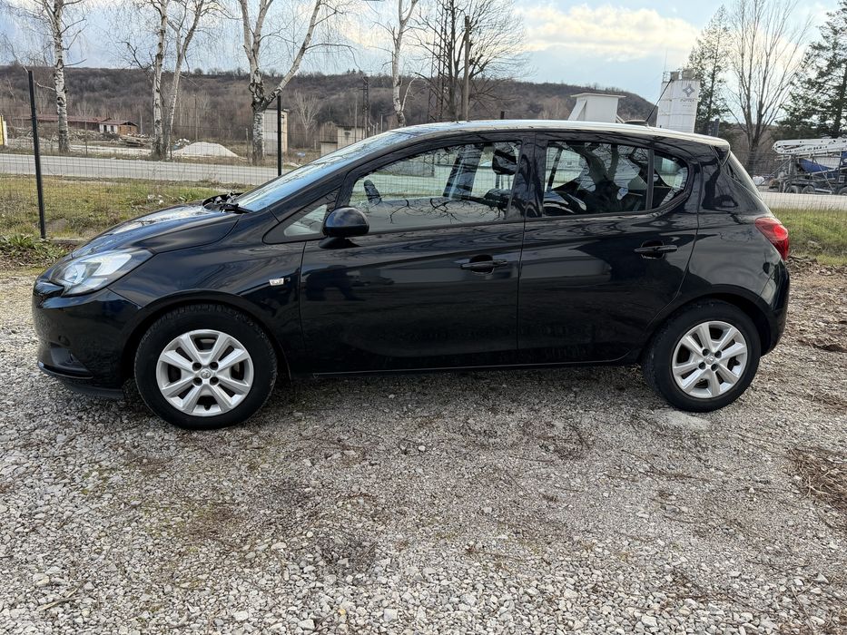 Opel Corsa E на части